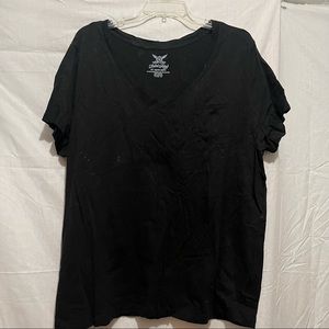 Black tee shirt